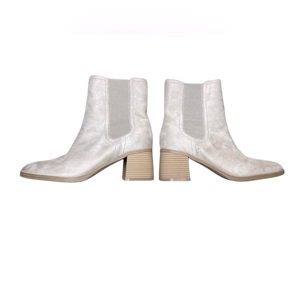 Nine West Tan Suede Chunky‎ Heel Booties - Size 9.5